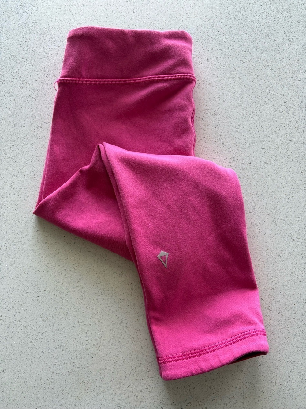 Girls Ivivva Capri leggings